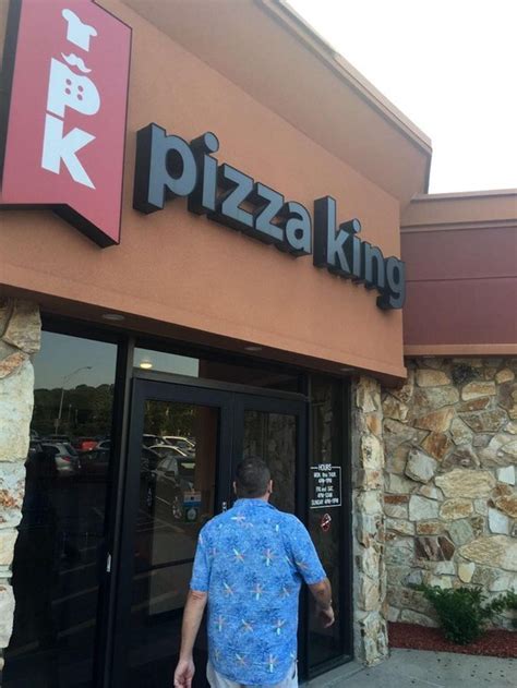 Pizza king council bluffs - 195 reviews #4 of 93 Restaurants in Council Bluffs $$ - $$$ Italian American Pizza. 1101 N Broadway, Council Bluffs, IA 51503-1513 +1 712-323-9228 Website Menu. Open now : 4:00 PM - 11:00 PM. Improve this listing.